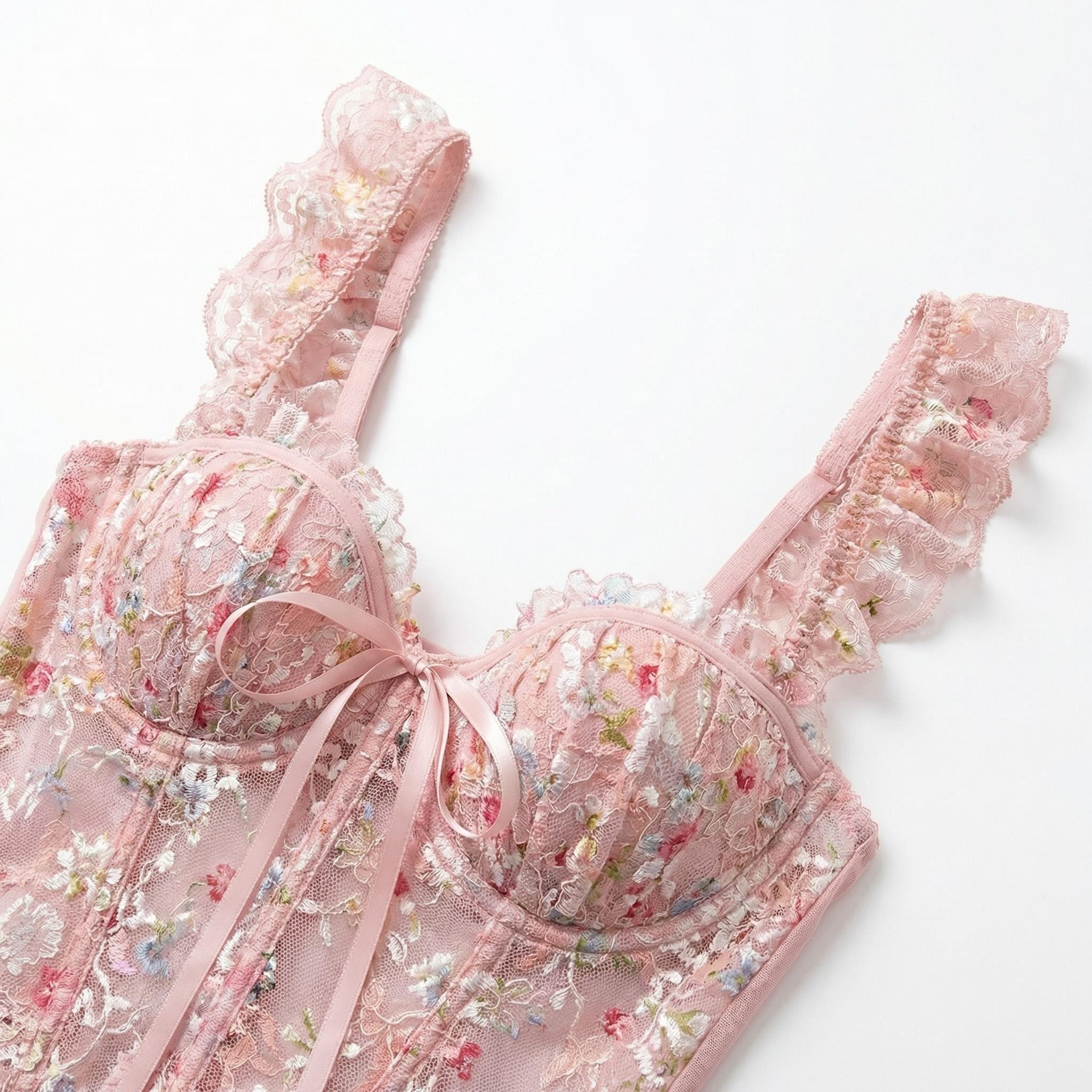 Lace Muse detail