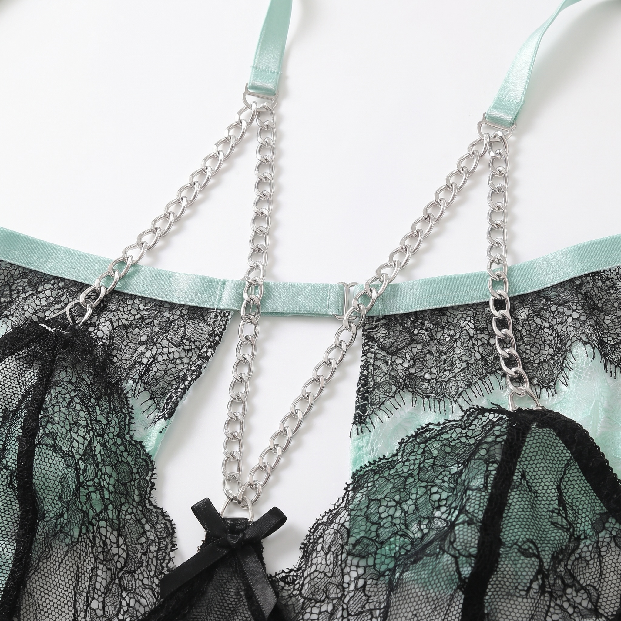 Mint Chain 3