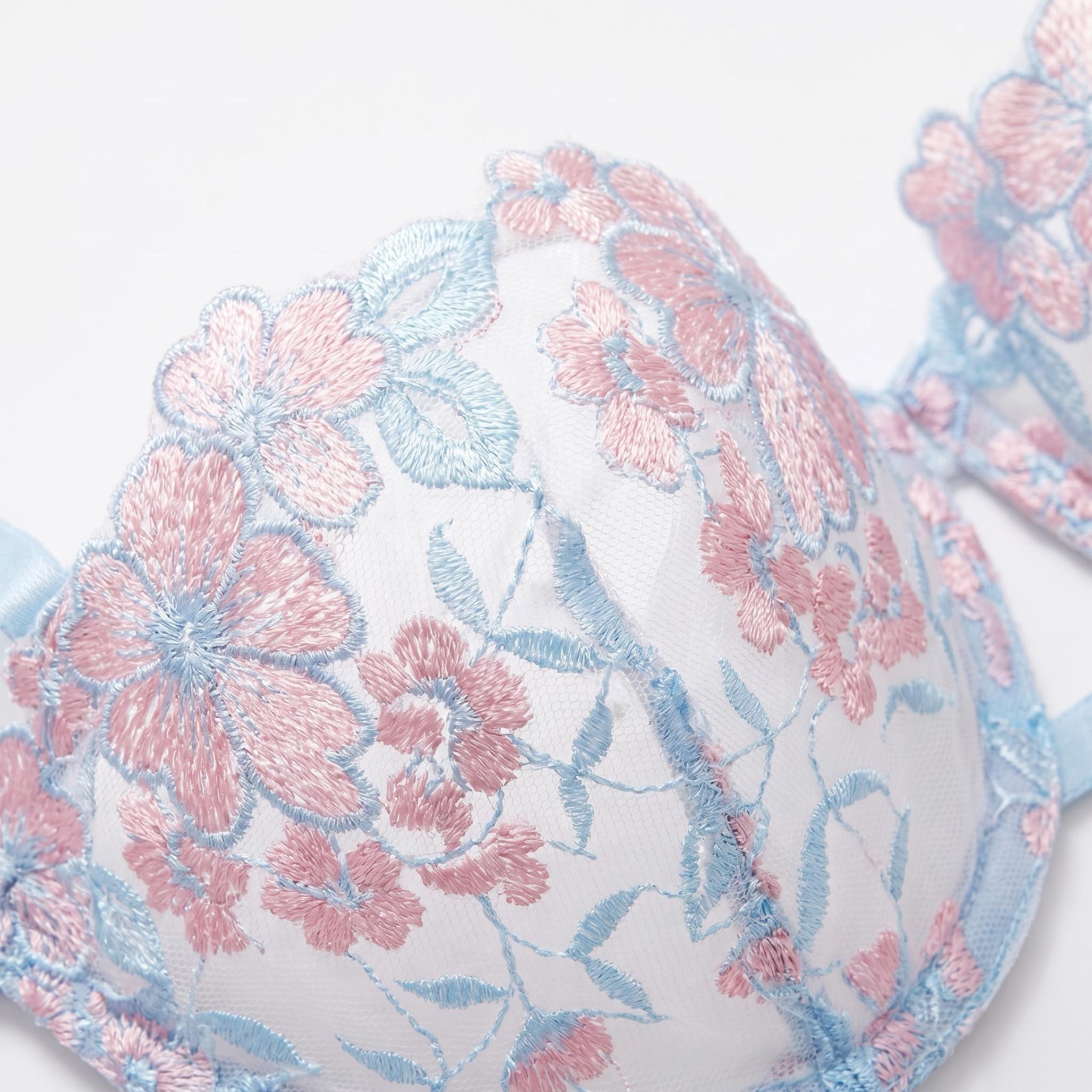 Floral Temptation detail
